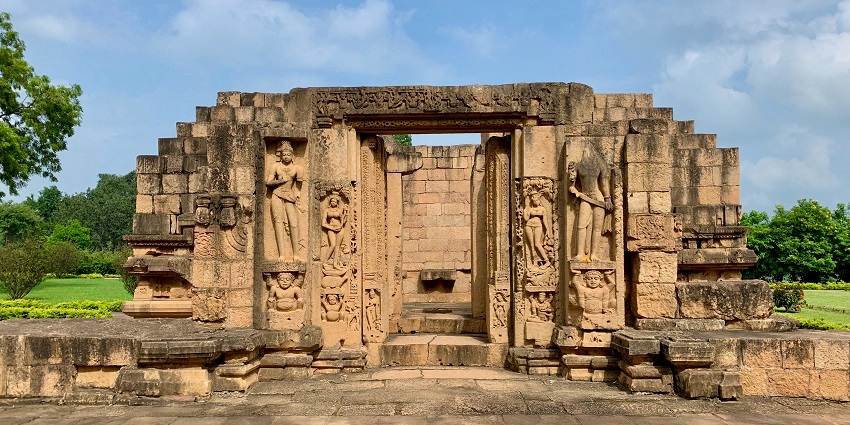 View of one of the most popular temples in Chhattisgarh, filled with lush greenery.