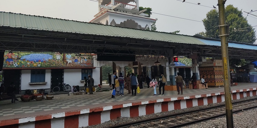 Chittorgarh Fort is accessible through public transportation from a nearby railway station.
