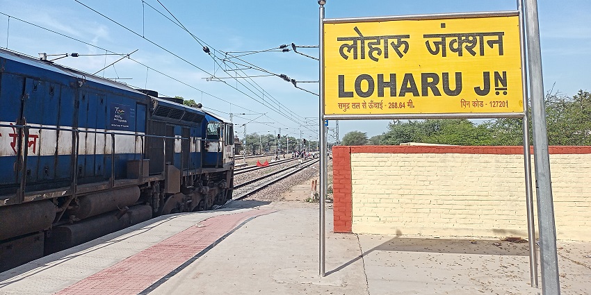Loharu junction is an important junction to reach Loharu Fort.