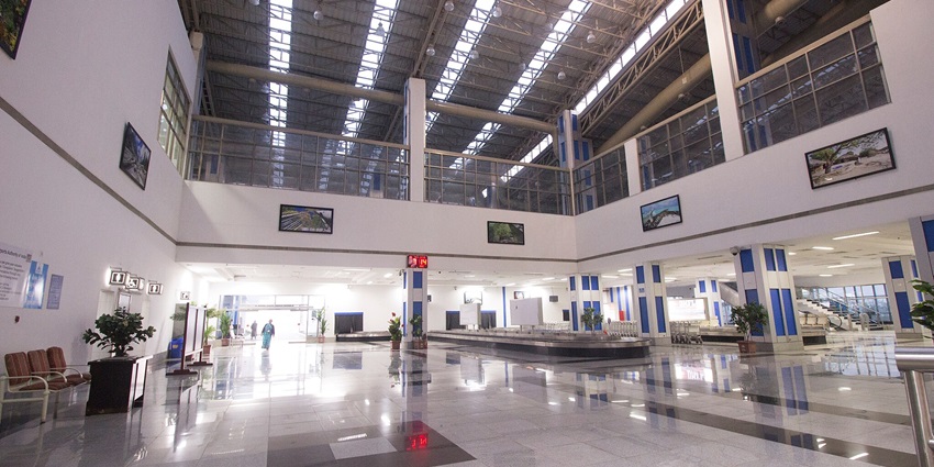 Inside the Surat airport, the nearest airport to Sarathana Nature Park