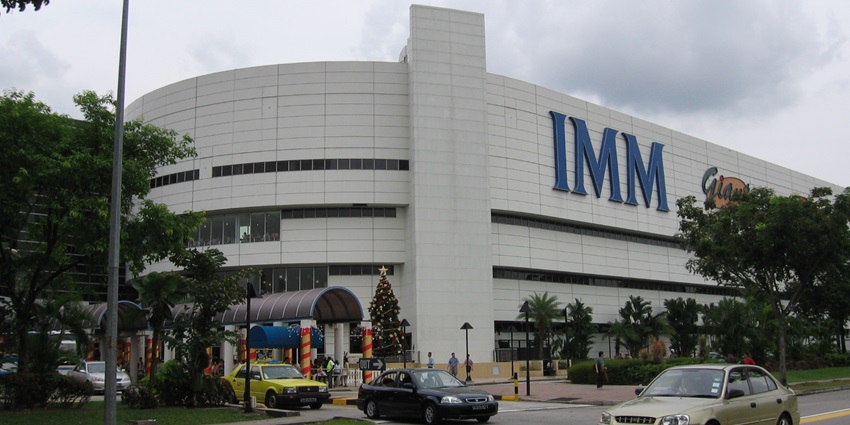 A picture of the IMM Building, a unique shopping centre in Singapore taken from across the street