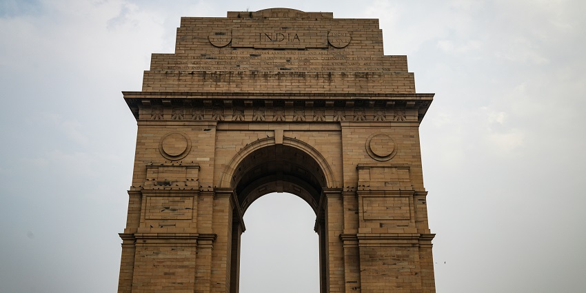 Witness the iconic India Gate, one of the places to visit on your visit to Netaji Museum.