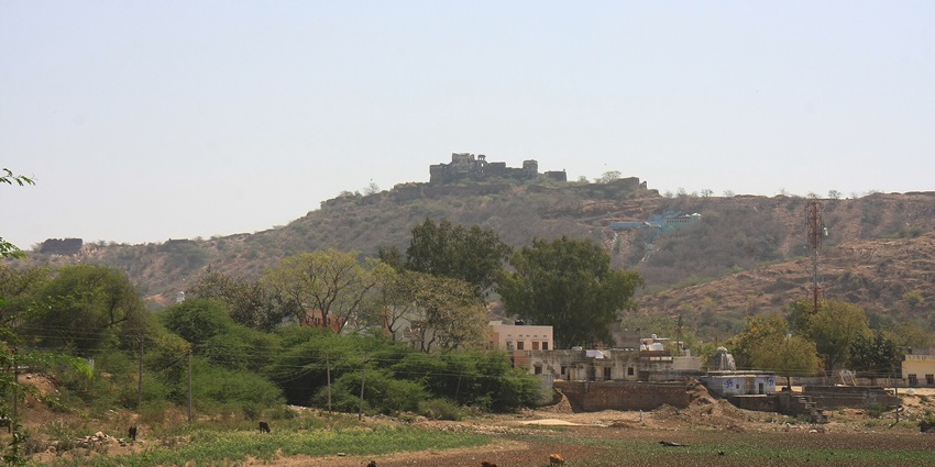 Jahazpur offers rich history and local culture, one of the best things to do in Bhilwara.