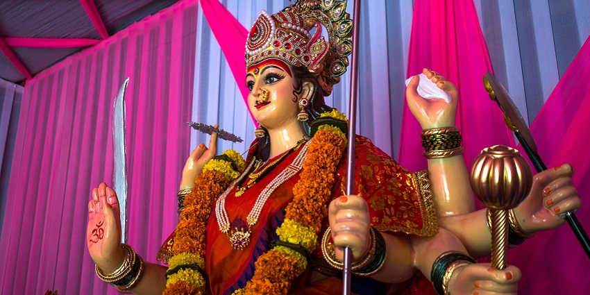 Visiting Devi Talab Mandir is one of the best things to do in Jalandhar for spiritual souls.