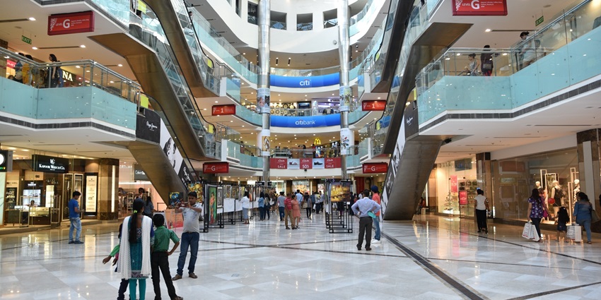 Iscon Mall is one of the busiest shopping centres as its campus includes branded stores, restaurants, and entertainment facilities
