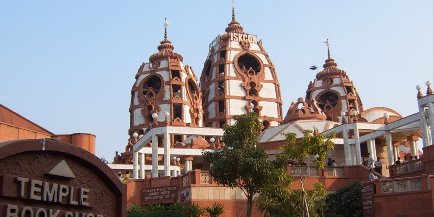 The scenic Iskcon temple is a cultural attraction near the Rashtrapati Bhavan Museum