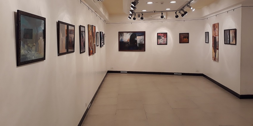 J. J. Art Gallery in Surat is known for its modern and traditional art forms and sculptures