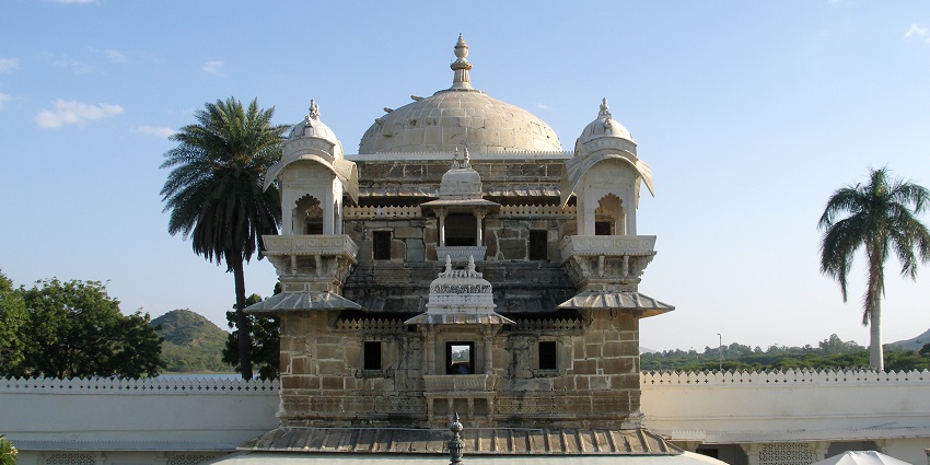 An image showing Jag Mandir which is an elegant island palace with rich history.