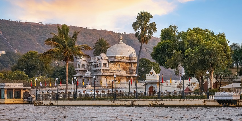 Lake Garden Palace featuring a stunning marble architecture and tranquil gardens.
