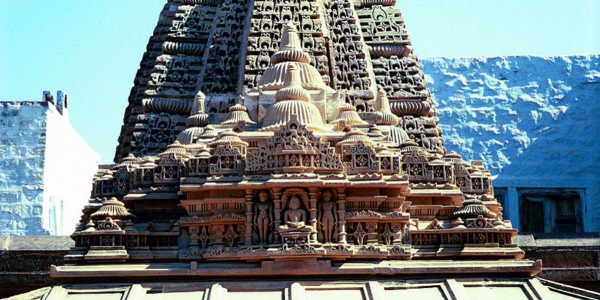 An ancient stone temple with intricate carvings is among the famous temples in Jodhpur.