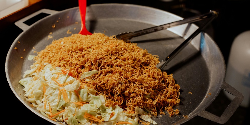Jain’s pao bhaji is famous for its delectable dish that has been tried by many.