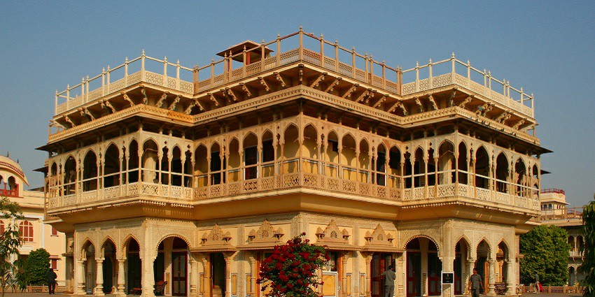 Jaipur, the Pink City, is one of the best places to visit in Rajasthan in July month.