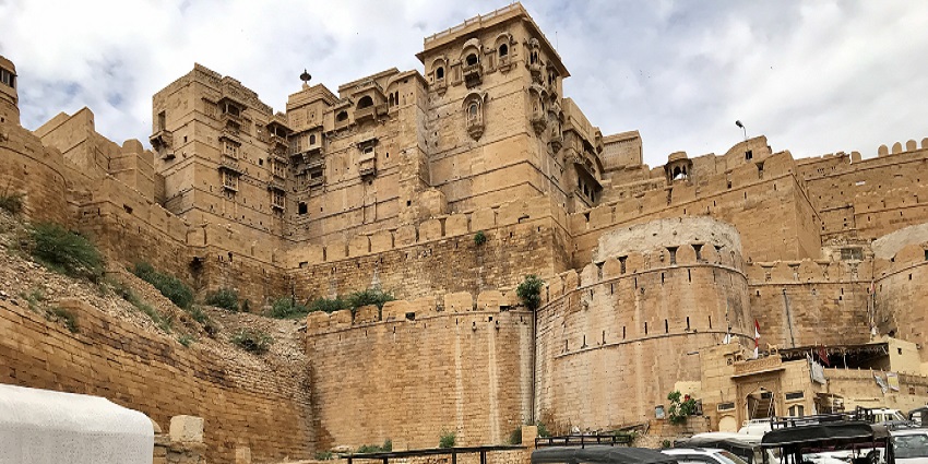 Jaisalmer Fort, decked with golden sandstone walls, is a must-visit attraction in the state.