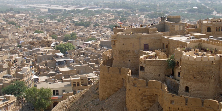 Jaisalmer Fort, Rajasthan, one of the best places to visit in Rajasthan in December.