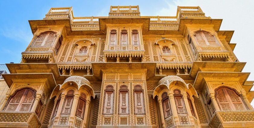 Majestic front view of the Jaisalmer Fort Palace Museum, showcasing grand architecture.