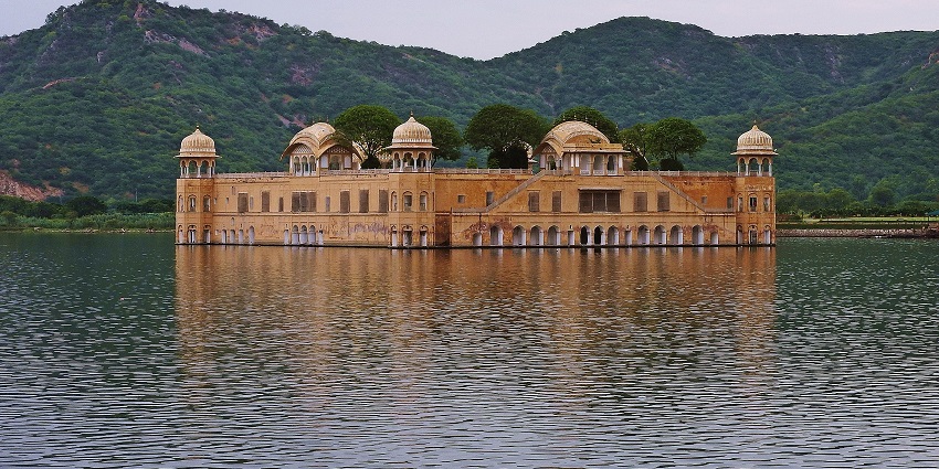 The serene view of Jal Mahal which is one of the top tourist places in Jaipur for families