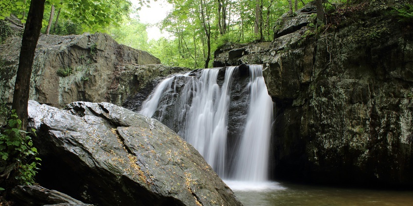 Scenic image of the beautiful waterfall in the jungles of Maredumilli in Andhra