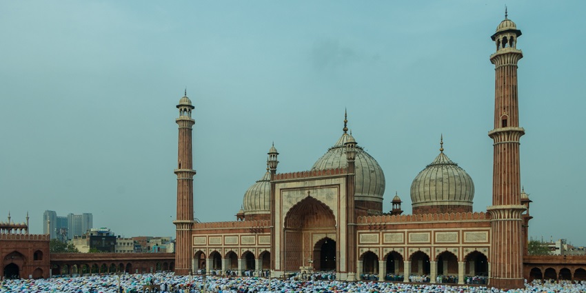Jama Masjid stands as a testament to the architectural brilliance of the Mughal era.
