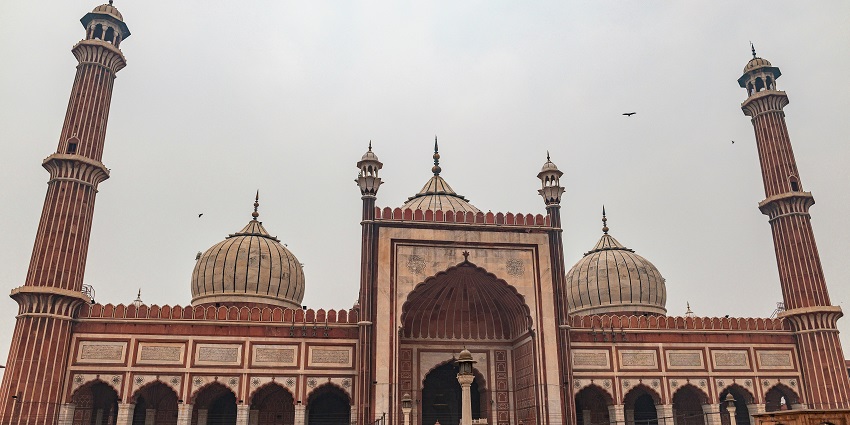 A breathtaking view of the Jama Masjid in rustic shades, a famous hotspot in the region.