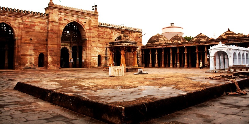 The ruins of ancient Jami Mosque in Khambhat, Gujarat with its impressive structural design