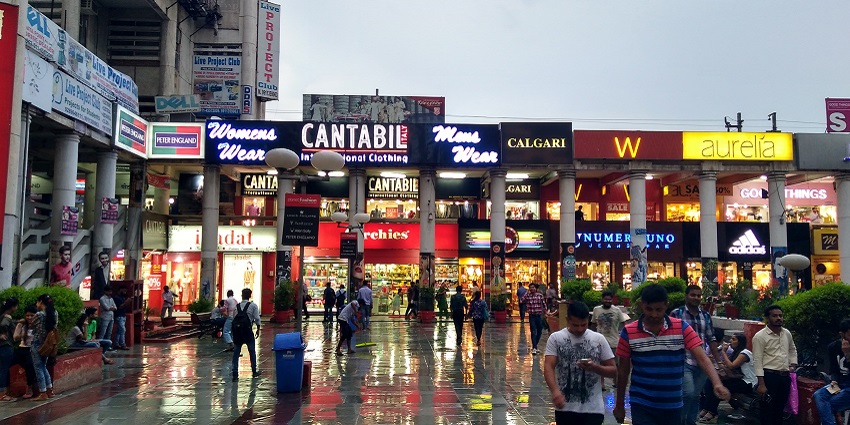 B-1 Market is one of the best places to visit in Janakpuri for shopping enthusiasts.