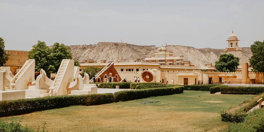 Jantar Mantar is one of the best places to visit near Pink City Water Park for all.