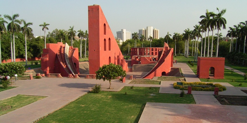 A picture of a UNESCO World Heritage Site in Delhi that has amazing celestial observatory equipment.