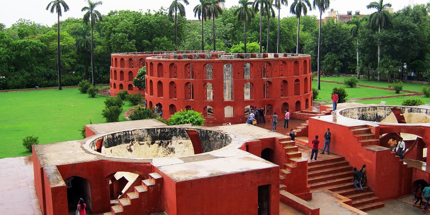 Jantar Mantar is one of the top places for a Delhi family trip and has a huge observatory
