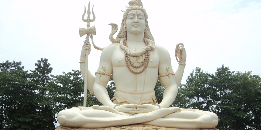 An image showing the Jatashankar temple of Lord Shiva.
