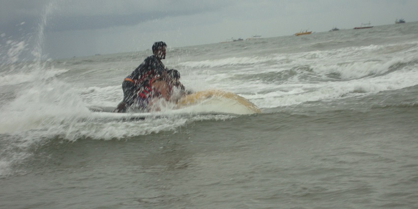 A person enjoying jet skiing another famous Calangute beach water sports in Goa for adventurers.