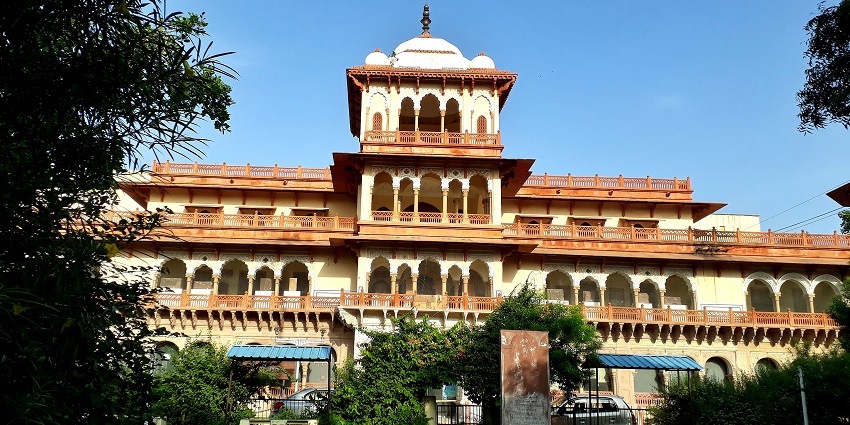 Garh Palace, a notable tourist place in the state, is known for its splendid architecture.