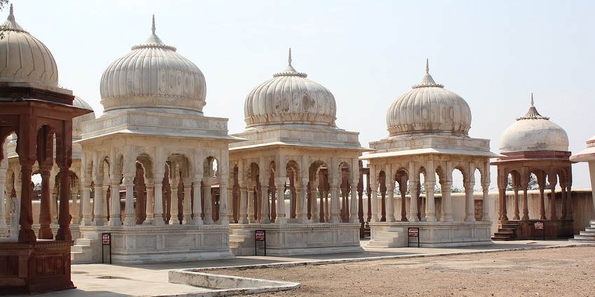 Jhunjhunwala Haveli in Mandawa, reflecting the craftsmanship and architectural style.