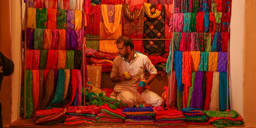 Jodhpur Haat, one of the places for shopping in Jodhpur offers authentic handmade local crafts.