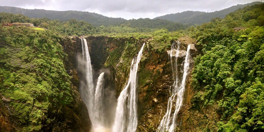 A picture of a beautiful waterfall, one of the best places to visit near Goa within 300 km