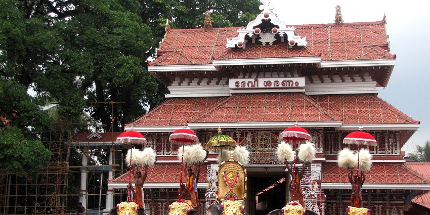 View of all the devotees gathered in front of the Paramekkavu Temple in Thrissur, Kerala.