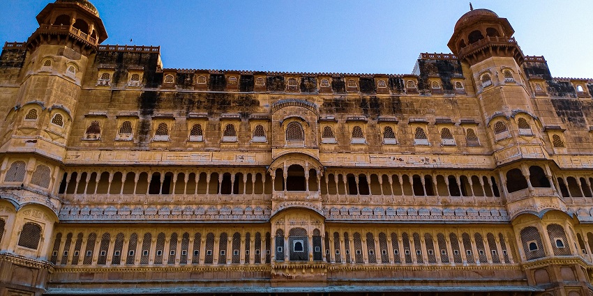 The Junagarh Fort front view, one of the famous tourist places to visit in Bikaner.