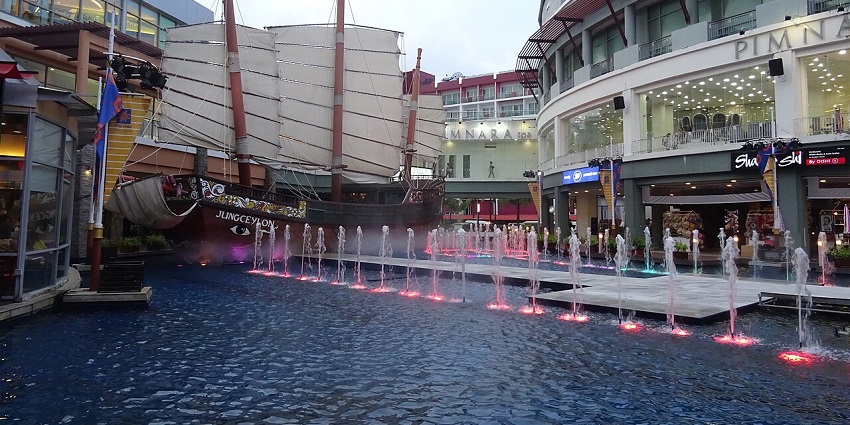 Jungceylon is a famous mall offering a modern and aesthetic shopping experience.