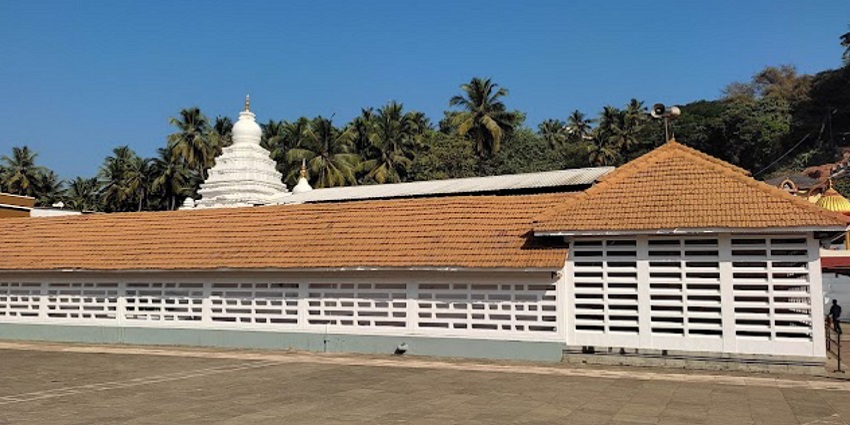 Kadri Manjunath Temple is one of the best places to explore near the zoo in Mangalore.