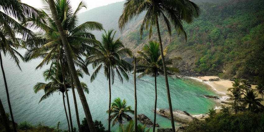 A breathtaking vista of Kakolem Beach, one of the best places to visit in Canacona.