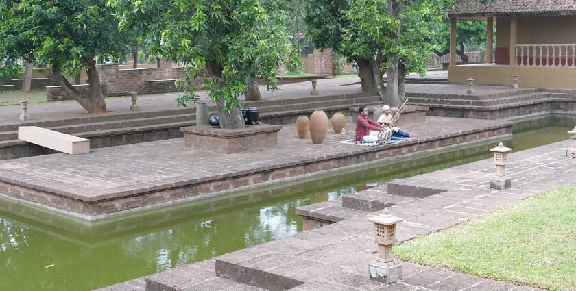 Tabla and Sitar player in the courtyard at Kala Bhoomi Odisha Crafts Museum, Bhubaneswar