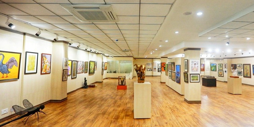 Paintings and artifacts on display at The Kalinga Art Gallery in Bhubaneswar, Odisha.