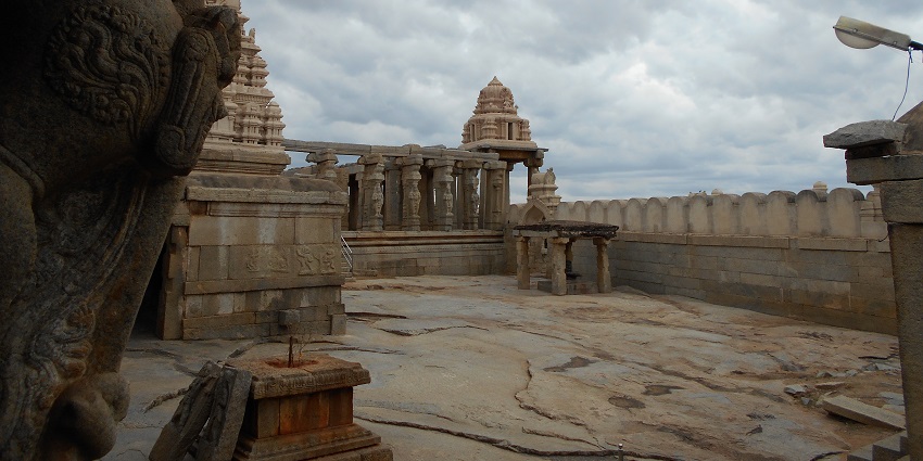 Beautiful image of the Kalyana Mandapam which is situated inside the Lepakshi Madir