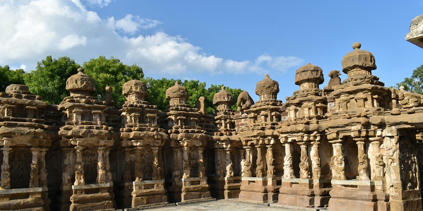 Explore Kanchipuram which is one of the places to visit near Tirupati within 200 kms.