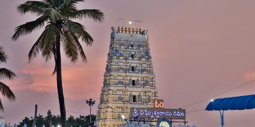 Seek solace at the sacred Kanipakam Vinayaka Temple located in the Chittoor district.