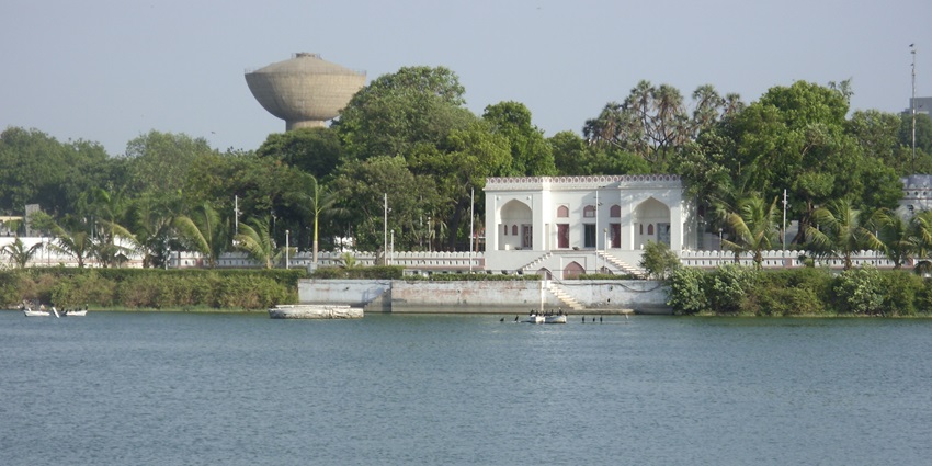 A view of Kankaria lake with Nagina Mahal which is top recreational site in Ahmedabad