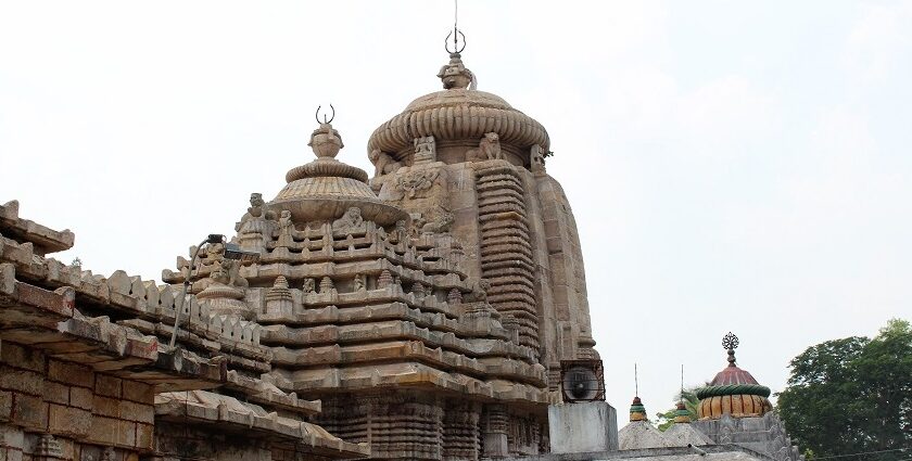 A breathtaking view of the Kapileswar Temple with stunning architecture during the day.