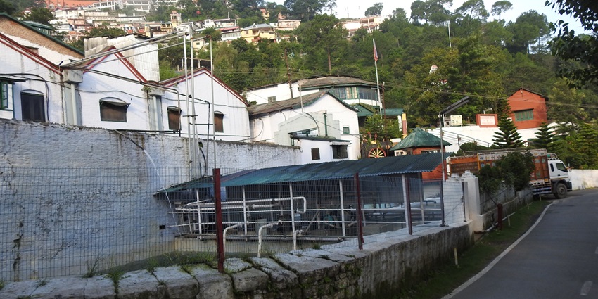A picture of historic Kasauli Brewery, a notable landmark in the town of Kasauli.