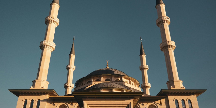 Kashmiri Jama Masjid is one of the best mosques in Shimla for a visit.