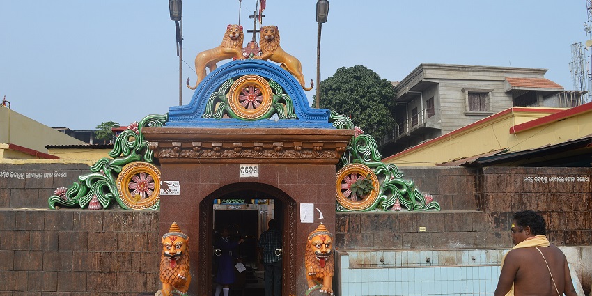 Kataka Chandi Mandir is another sacred site that you can visit near Baladevjew Temple.