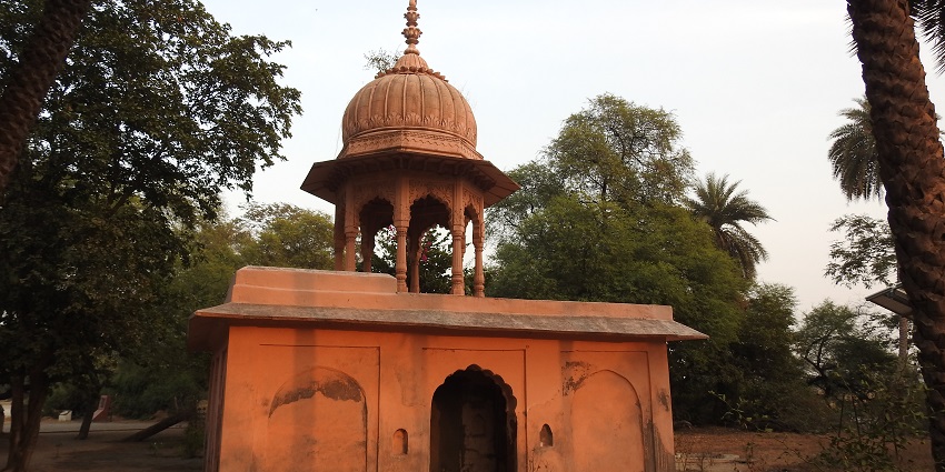 Keoladeo Temple is a popular destination near Keoladeo National Park.